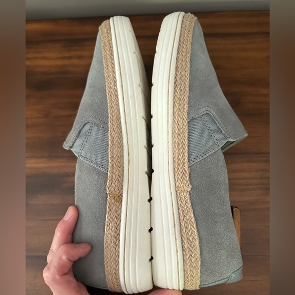 Clark’s Marie Sail Gray Leather Upper Slip on Shoe Women’s 10 - Picture 6 of 10